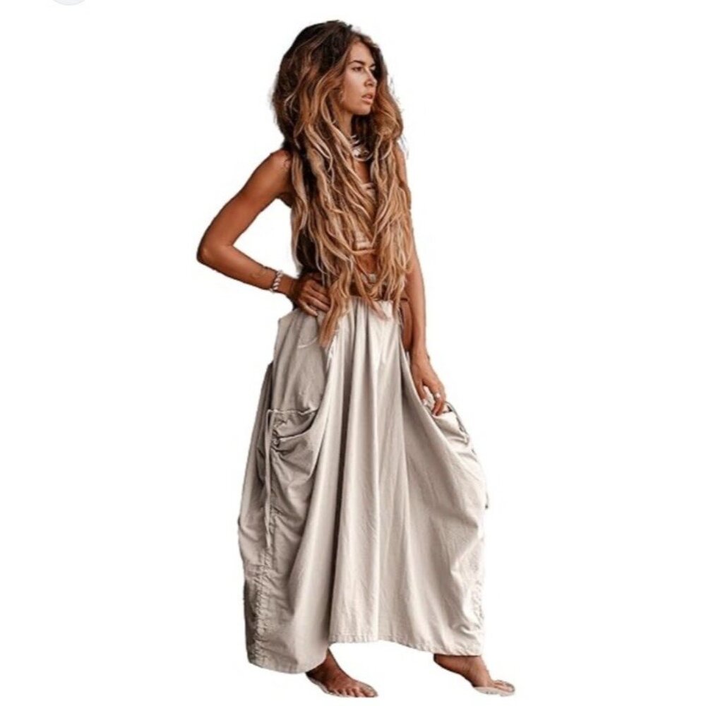 Thaluta Cream Maxi Skirt with Side Pockets